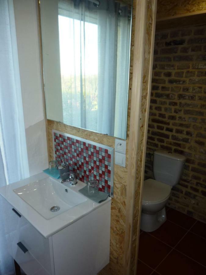 Le Patio D'Eric B&B Aubigny-au-Bac Bagian luar foto