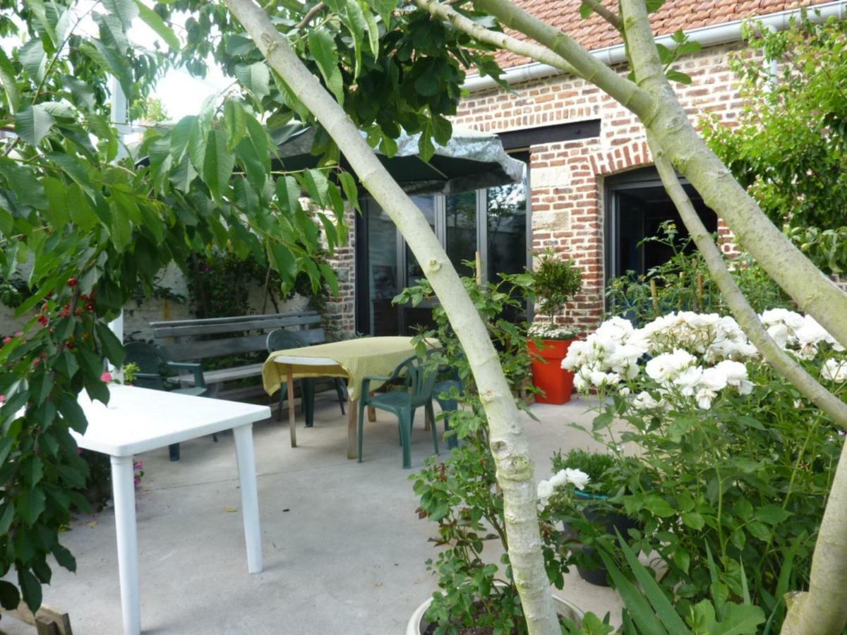 Le Patio D'Eric B&B Aubigny-au-Bac Bagian luar foto