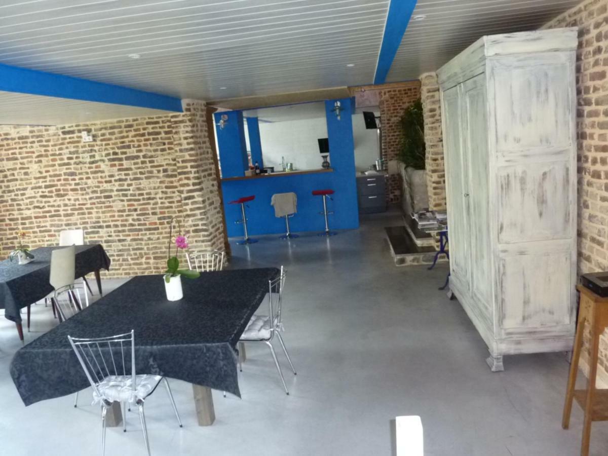 Le Patio D'Eric B&B Aubigny-au-Bac Bagian luar foto
